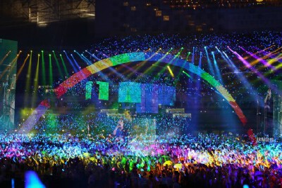 #五月天 諾亞方舟 明日版 上海站# 演唱會燈光做到這樣真是無敵了。