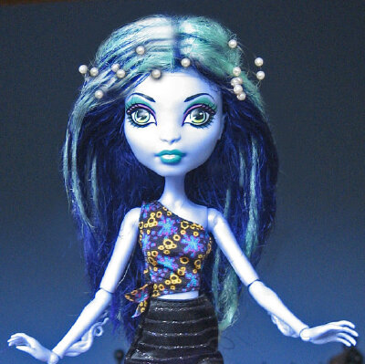 Doll Wig, Monster High, BJD, size 5-6, 100% silk, dark blue, violet, sea green