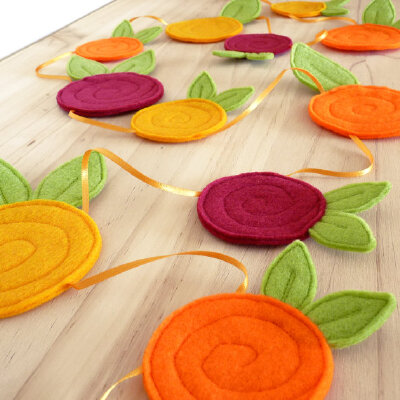 Pink, Orange and Yellow Felt Rose Flower Bunting / Summer Garland Decoration – Wall Hanging / Room Decor / Party Decoration