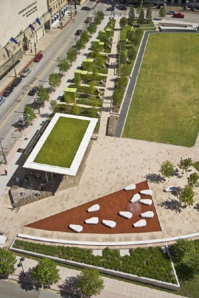 laud8-gardenpark5.jpg (500×750)