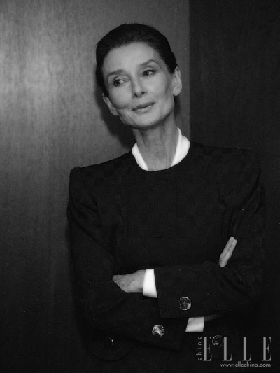 奥黛丽·凯瑟琳·范·赫姆斯特拉·赫本-鲁斯顿（Audrey Kathleen van Heemstra Hepburn-Ruston）