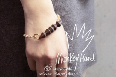 @猴子手Monkeyhand 在觉上传了手工首饰宣传片，这是一个年轻的品牌，需要支持！Monkeyhand在觉的个人主页：http://t.cn/8sElekR 宣传片 |monkeyhand手工首饰