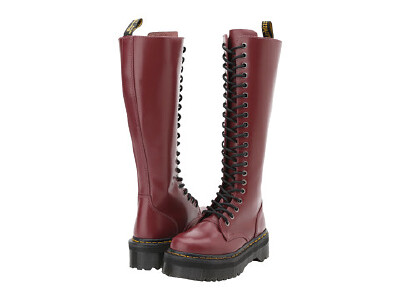 Dr. Martens Britain 20-Eye Boot