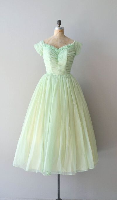 vintage 1950s dress
