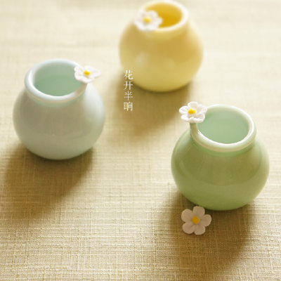 陶瓷小花瓶
