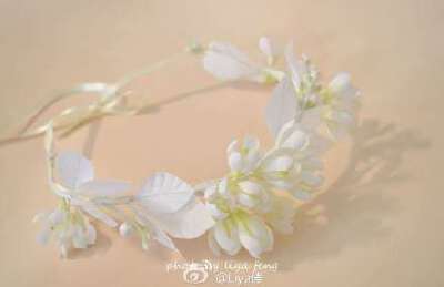 #手工烫花##布花#橘子花花环，花语:新娘的喜悦。@新势力DIY 晒书同时也算是交作业（按书中教程做哒）。走起约妹纸拍森林系~
