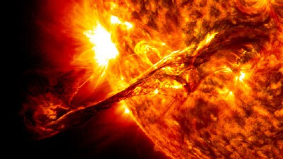 太阳表面 image via NASA