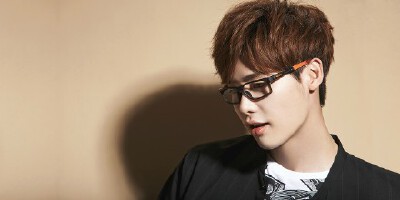#李钟硕# oakley新图