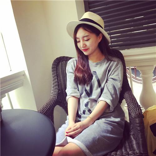 VIVISHOP 2015春款 休闲宽松字母中长款圆领连衣裙女
