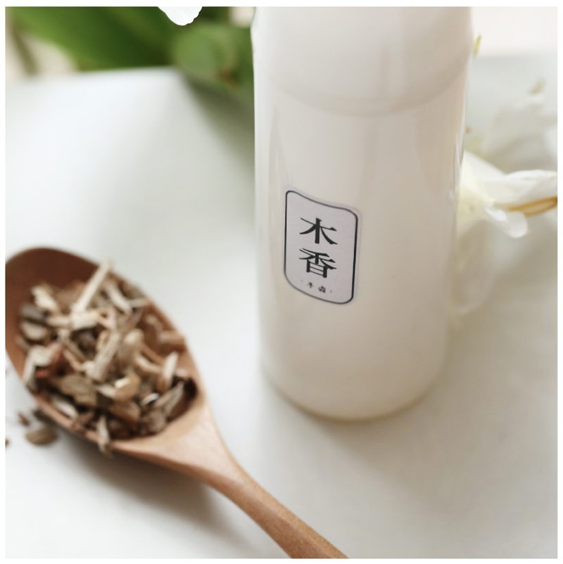 米马杂货 护手霜 凛冽的木香调，可是涂开偏偏能散出温暖的香气
