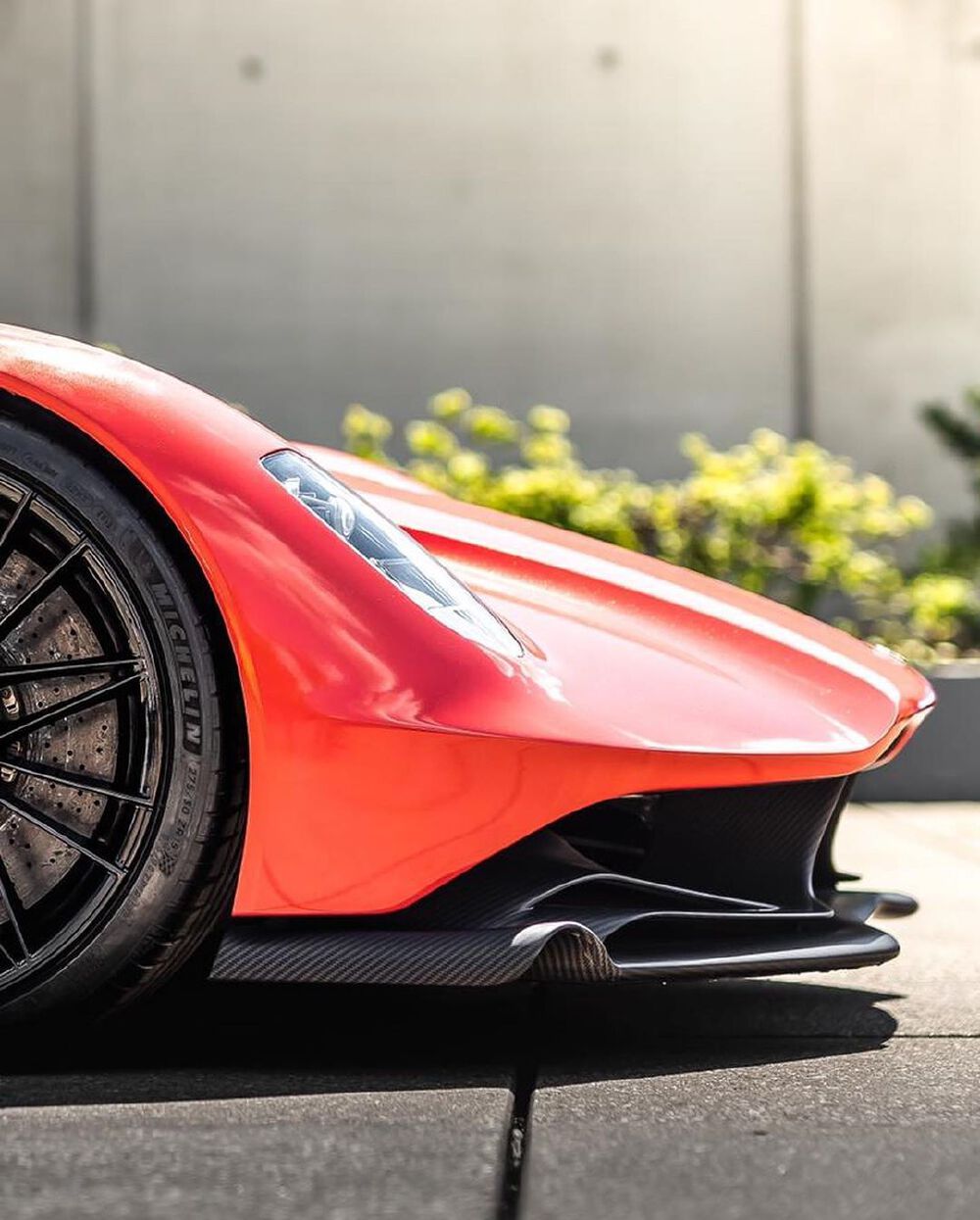 ASTON MARTIN Valhalla