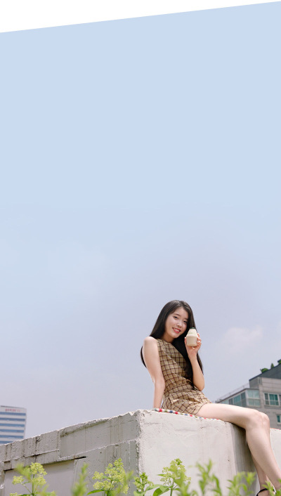 IU