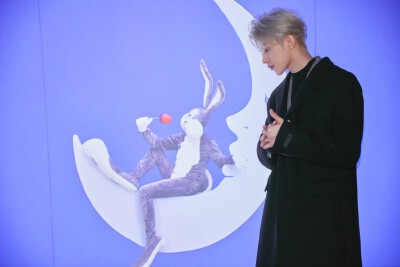 cr:蔡徐坤工作室
