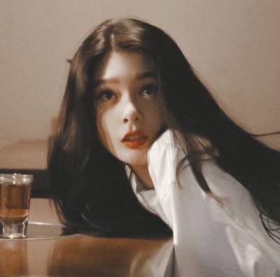 绝美的女生头像