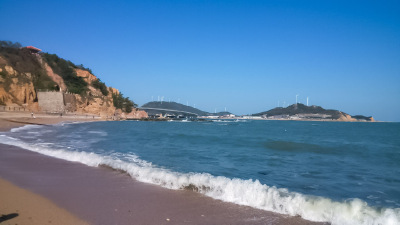 <海滩>顾灼