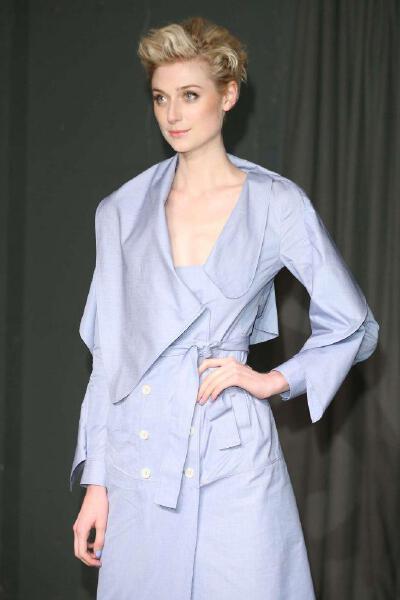 伊丽莎白·德比齐（Elizabeth Debicki）
澳大利亚演员 ​​​