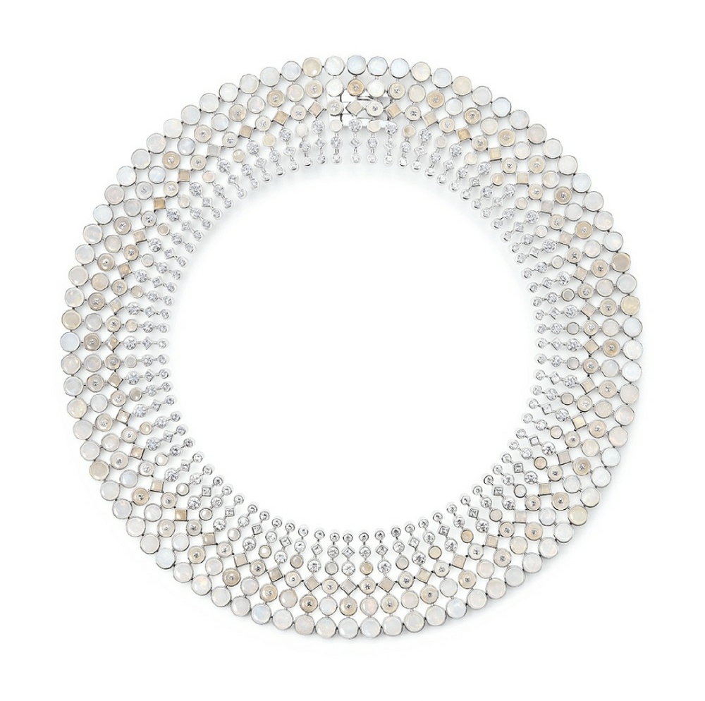 Boucheron 推出 Holographique 高级珠宝系列：未来光影，全息幻境