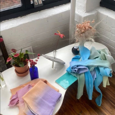 你知道我在世界上最珍视的东西吗？那就是我自己的性格，也就是我自己思想的自由。——王小波 ​​​