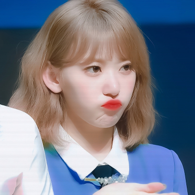宫脇咲良_cr.39ynwa