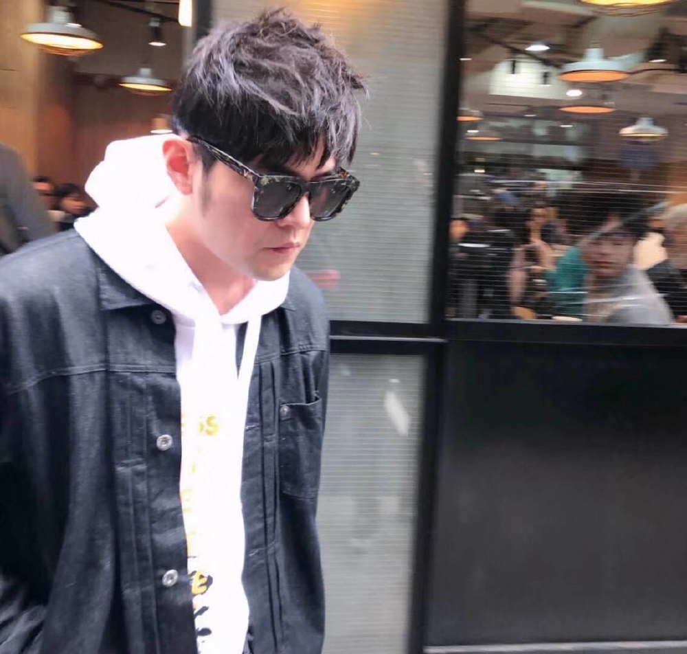 周杰伦。