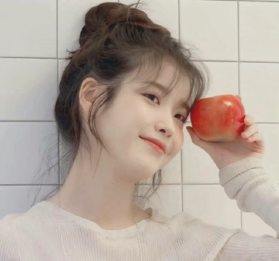 iu/李知恩