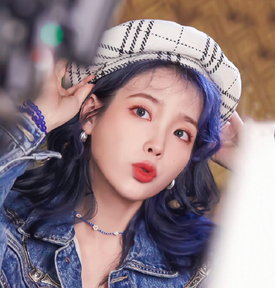 IU