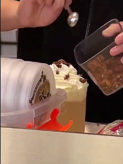 它们又爱情甜吗(♛‿♛)