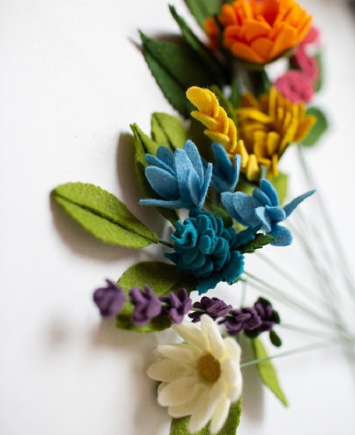 不织布花束，ins：thehardwoodforest