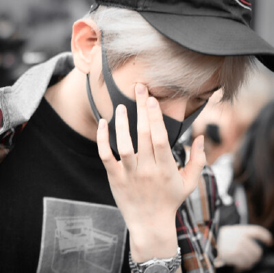 ©THELITTLE_CB
