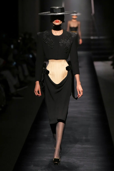Schiaparelli Fall/Winter 2022 Couture，高定 
