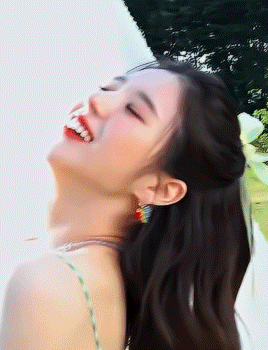 loona