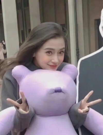 杨颖