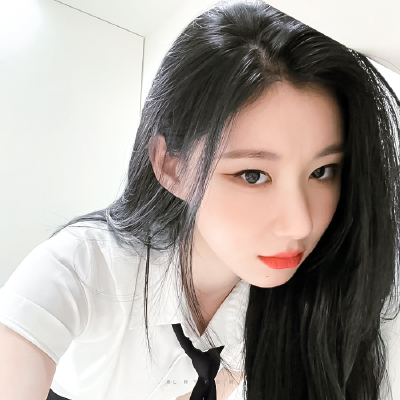 李彩领.