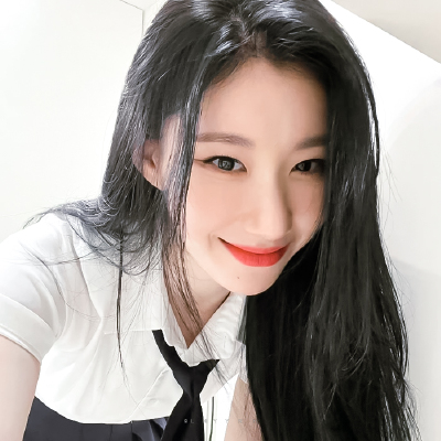 李彩领.