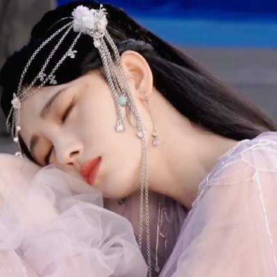 呜呜呜.快改小凤凰.图糊我的错QAQ
鞠婧祎可二改 注明池娪