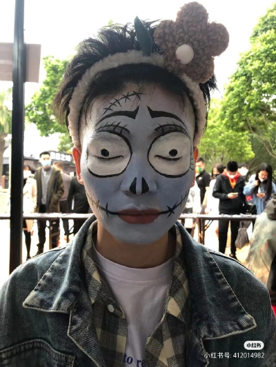 面部彩绘