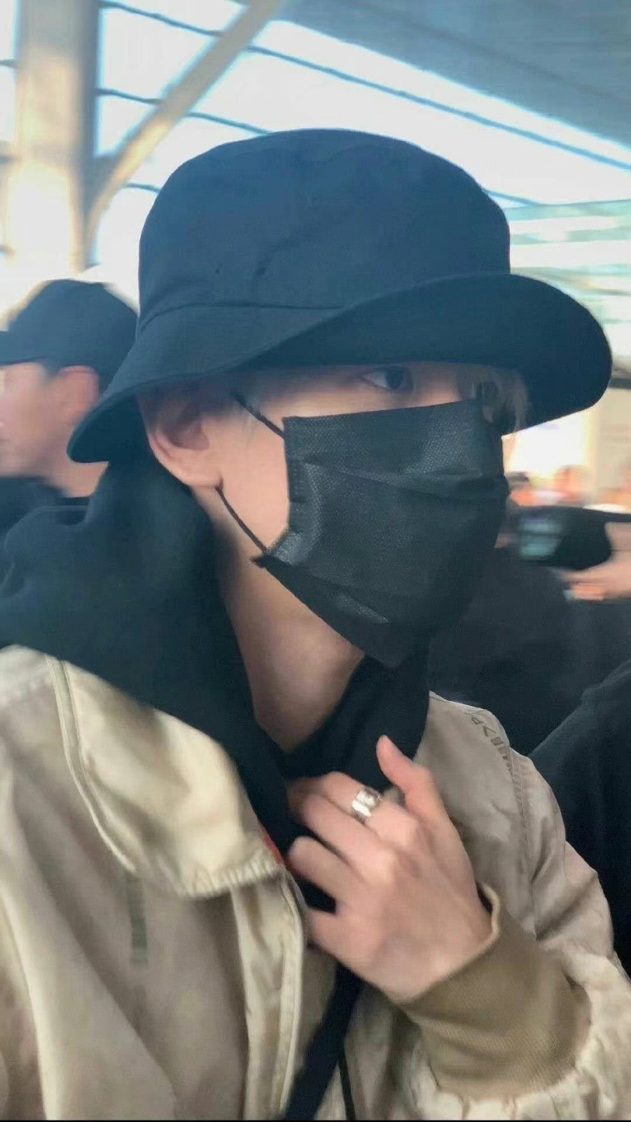 EXO