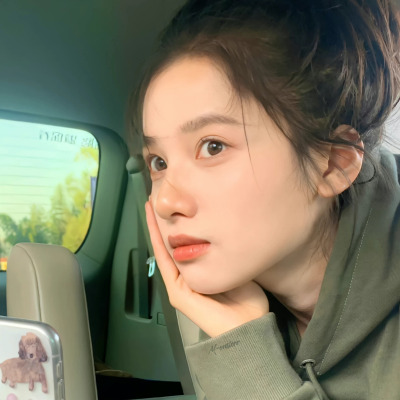 张婧仪