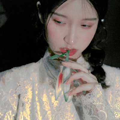 ——
ᵀʰᵉ ʷᵒʳˡᵈ ᵒʷᵉˢ ʸᵒᵘ ᵗᵉⁿᵈᵉʳⁿᵉˢˢ, ᴵ ᵍⁱᵛᵉʸᵒᵘ.
世界欠你的温柔，我给。
女头/人类观察机