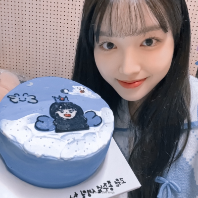 LOONA