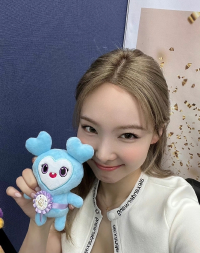 TWICE 林娜琏 自拍