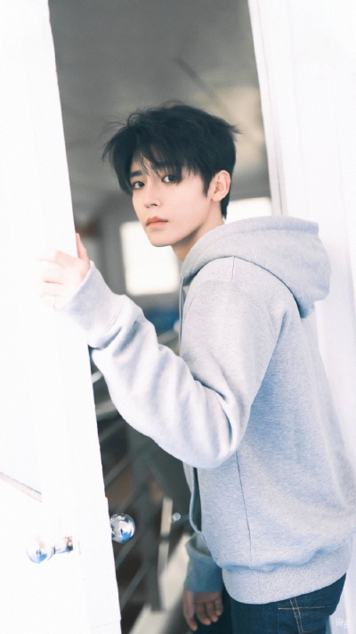 侯明昊