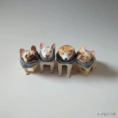 日本木雕作者Masato Watanabe 的一些新作品，都是神态各异，生动形象的各种木雕猫猫狗狗。