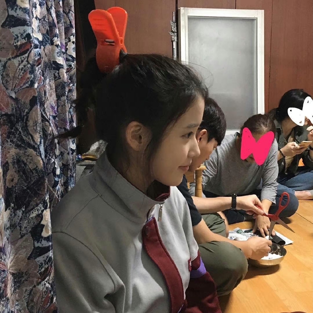 丽