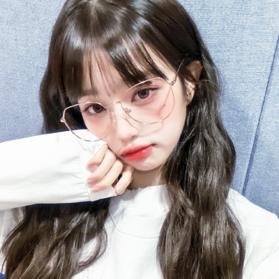 4.Jang Wonyoung.