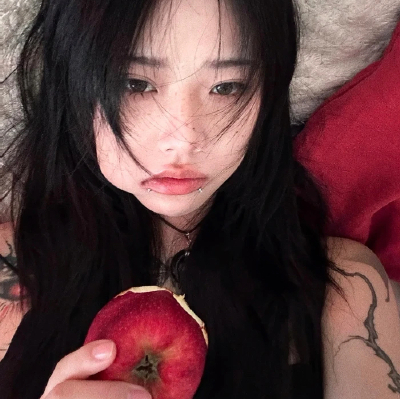 女头