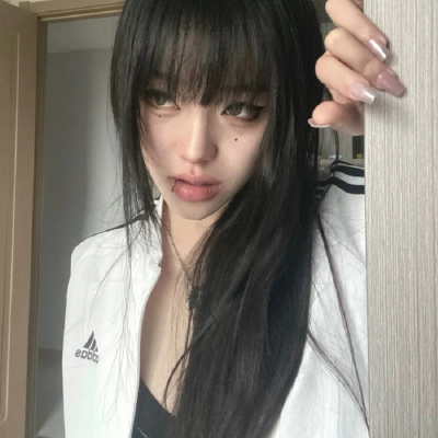 女头
