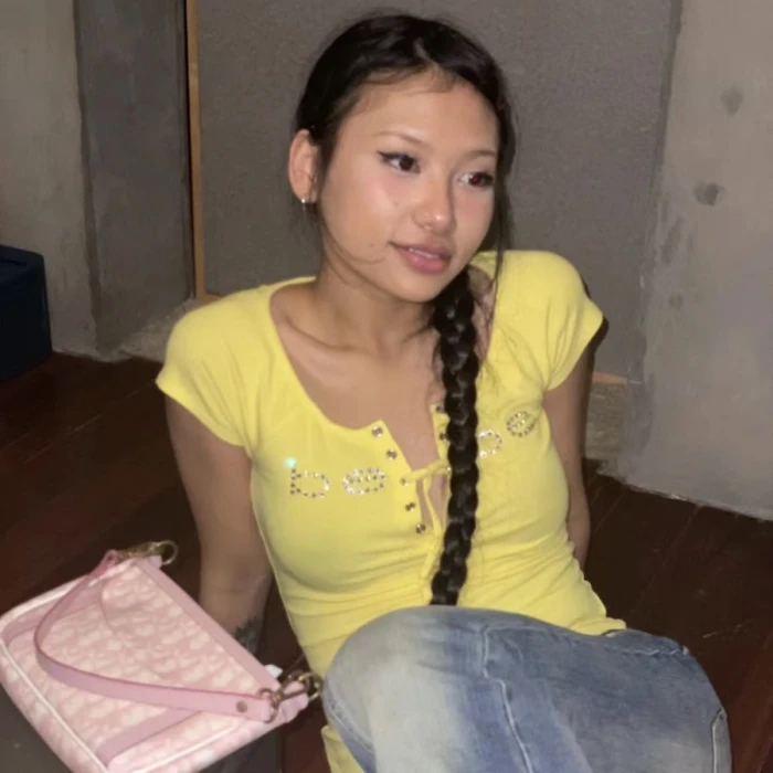 女头