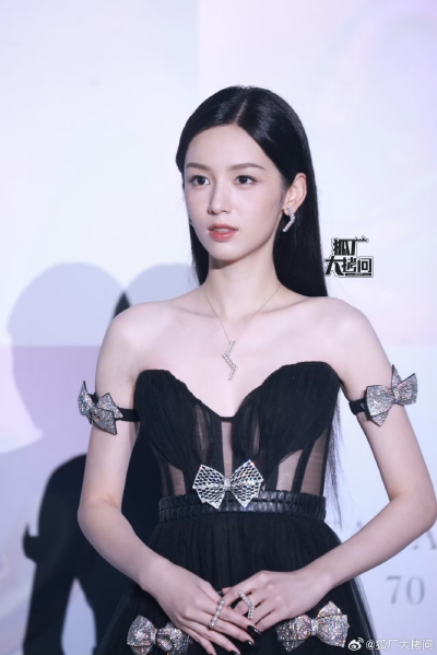 美女