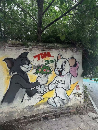 Tom